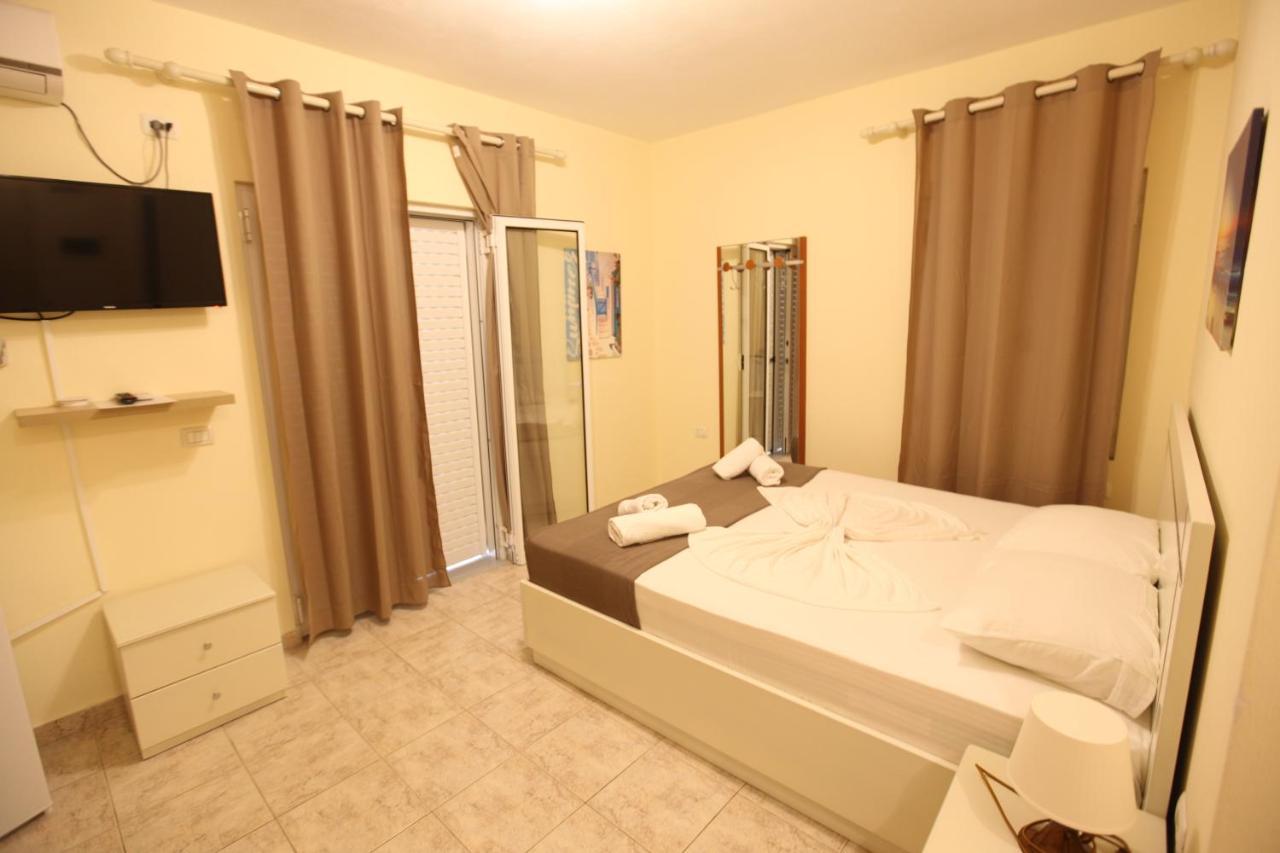 Hotel Prishtina Σαράντα Εξωτερικό φωτογραφία