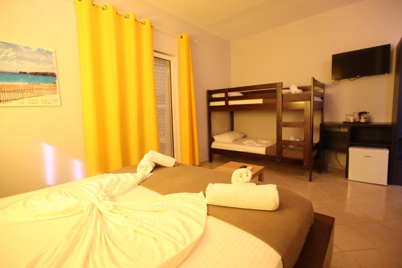 Hotel Prishtina Σαράντα Εξωτερικό φωτογραφία