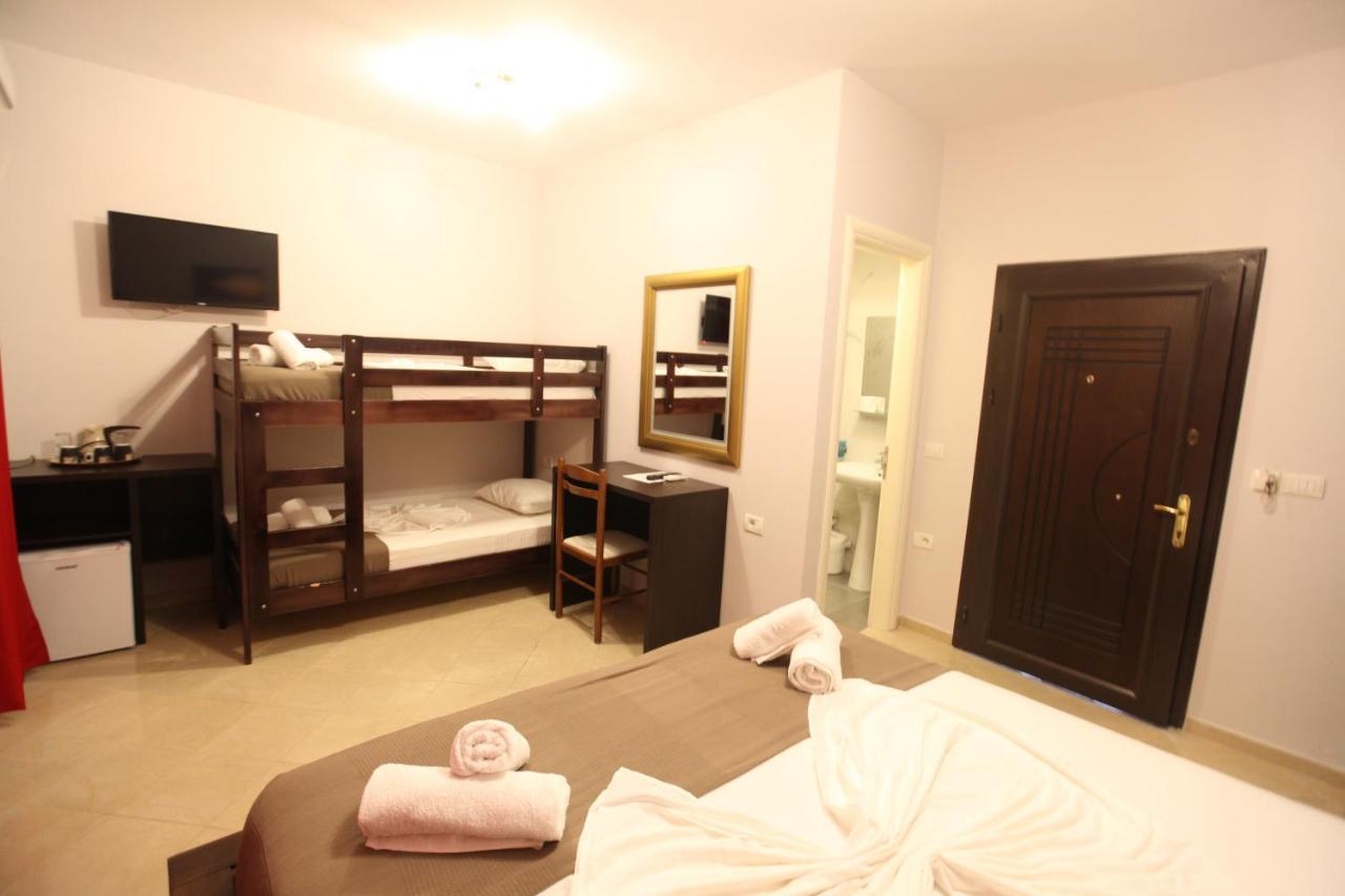 Hotel Prishtina Σαράντα Εξωτερικό φωτογραφία