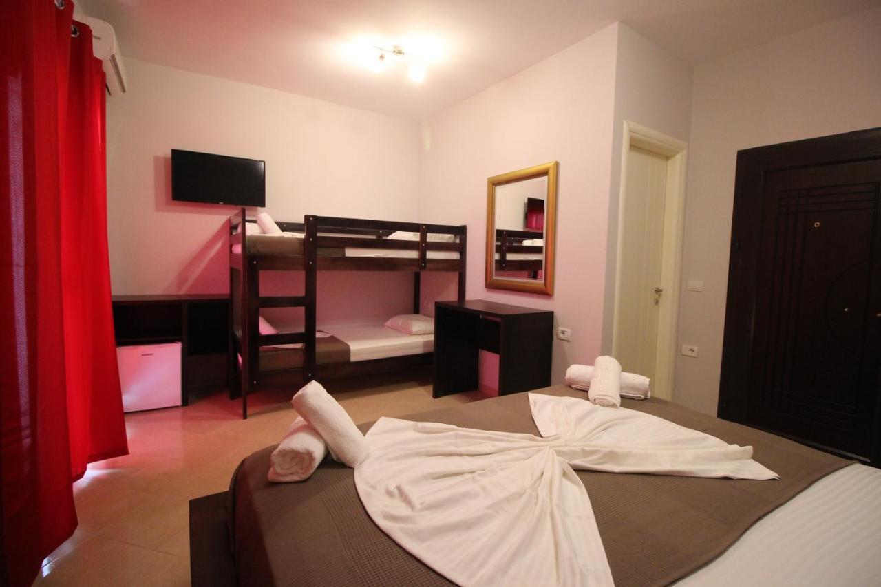Hotel Prishtina Σαράντα Εξωτερικό φωτογραφία